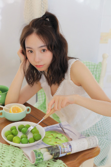 大四男生租房被房东奶奶当亲孙照顾